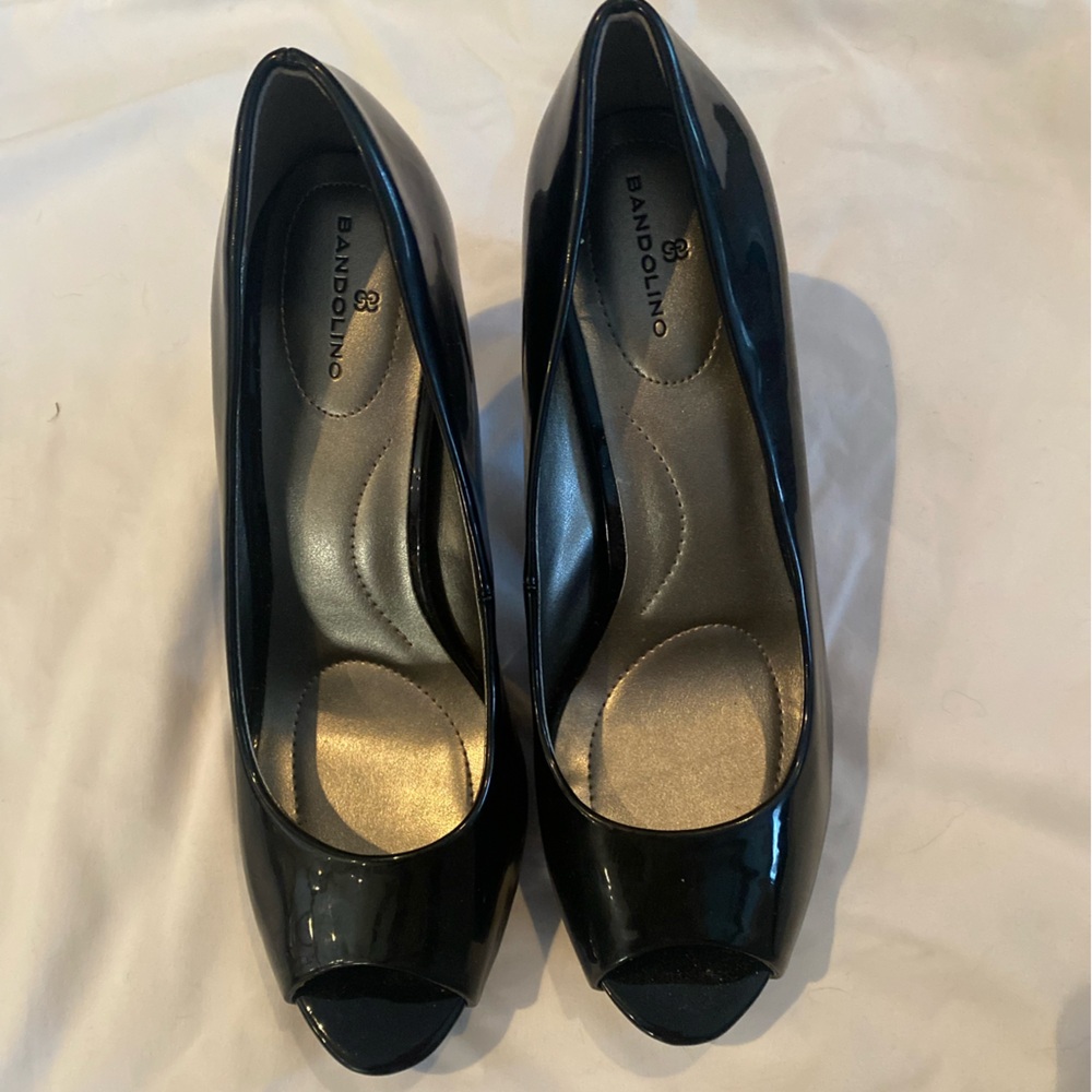 Bandolino Women's Black Peep Toe Heels New